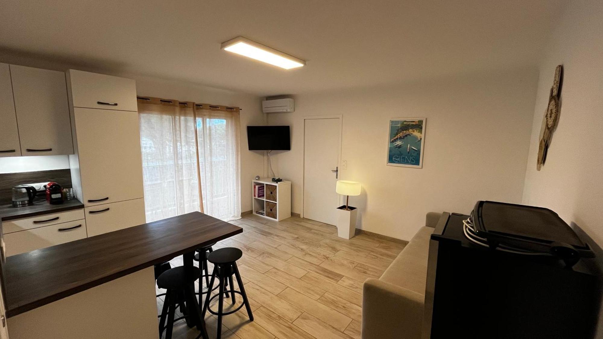 Vacances Arbanaises - Appartements Giens Hyères Zewnętrze zdjęcie