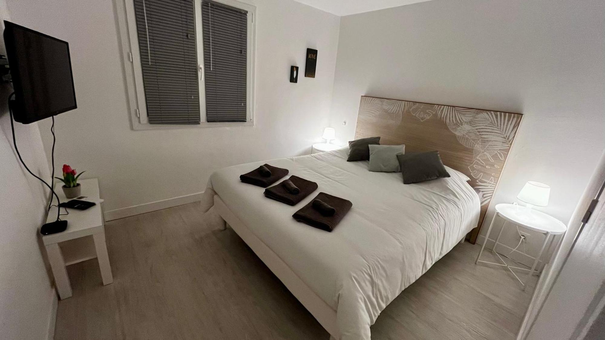 Vacances Arbanaises - Appartements Giens Hyères Zewnętrze zdjęcie